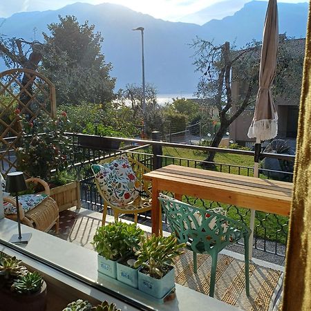 Oma Margareta Apartment Limone sul Garda Luaran gambar
