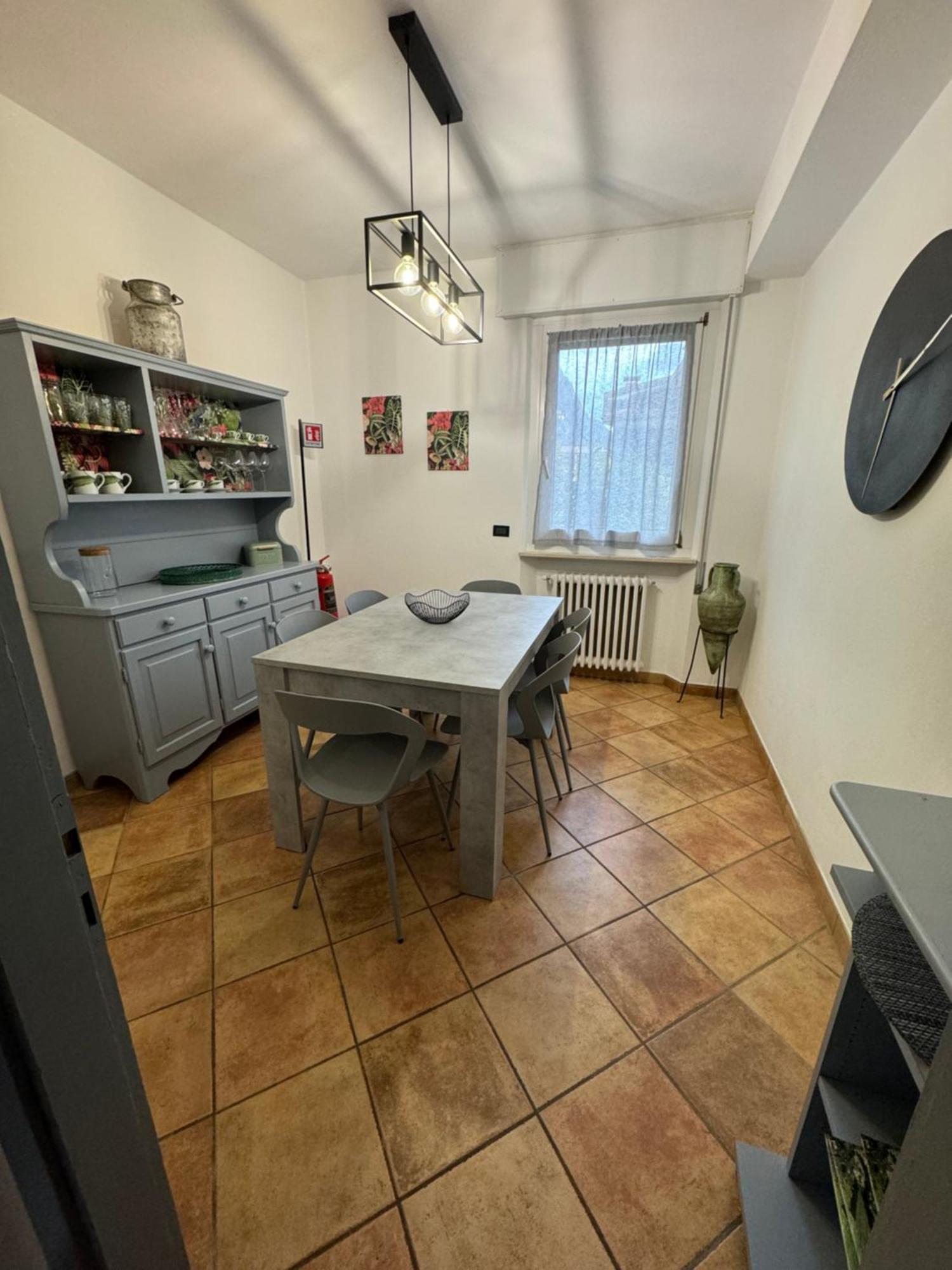 Oma Margareta Apartment Limone sul Garda Luaran gambar