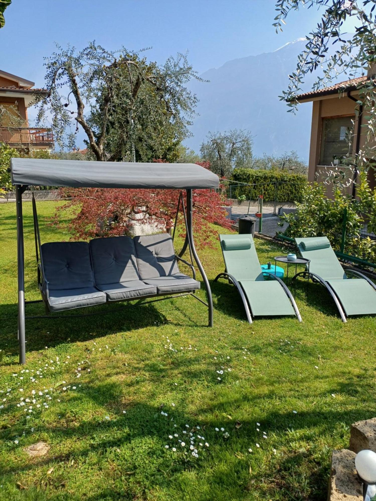 Oma Margareta Apartment Limone sul Garda Luaran gambar